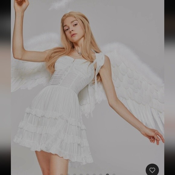 Cider Beetlejuice Lydia's Iconic Ruffled white dress size medium nwt - Picture 1 of 14